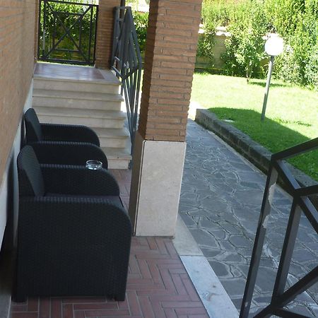 Villa Smeraldo Roma Infernetto Zewnętrze zdjęcie