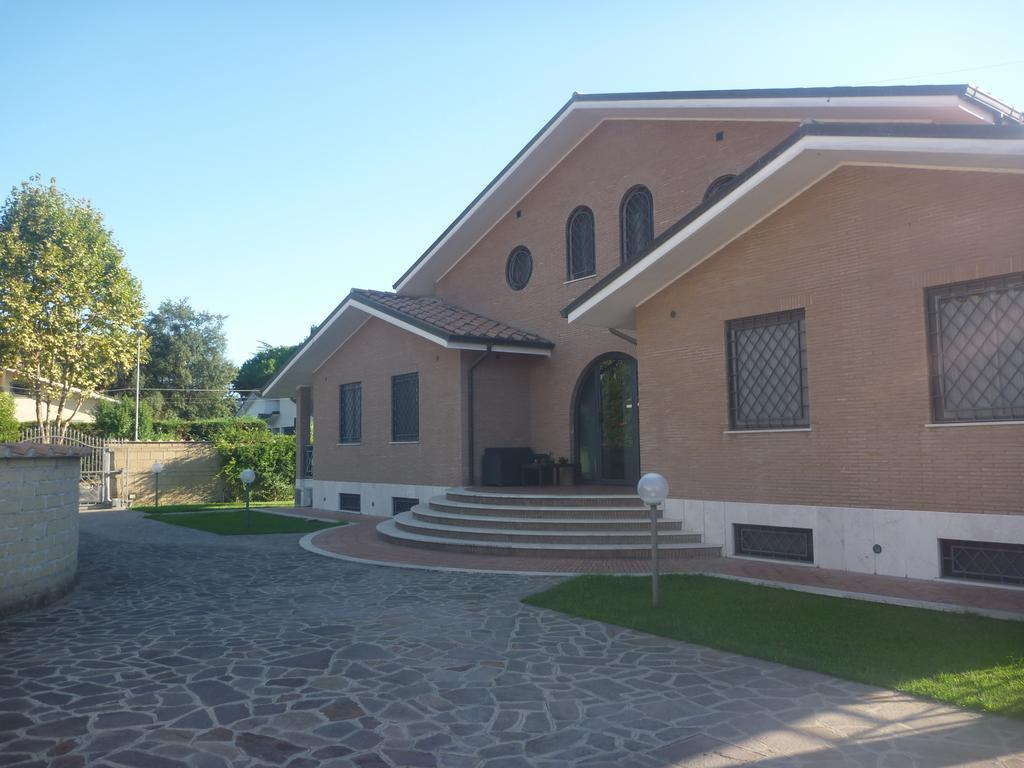 Villa Smeraldo Roma Infernetto Zewnętrze zdjęcie